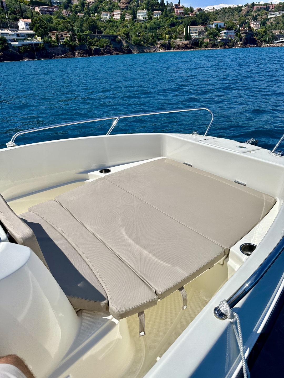 Picture 3 of announcement 52