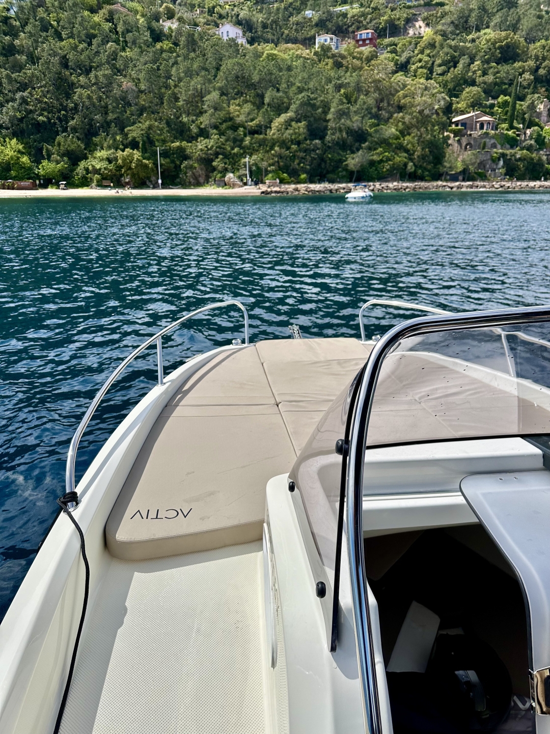 Picture 3 of announcement 75