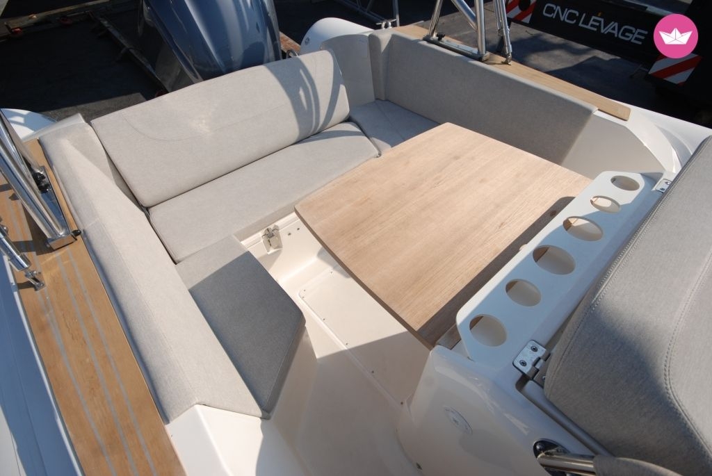 Picture 10 of announcement 183