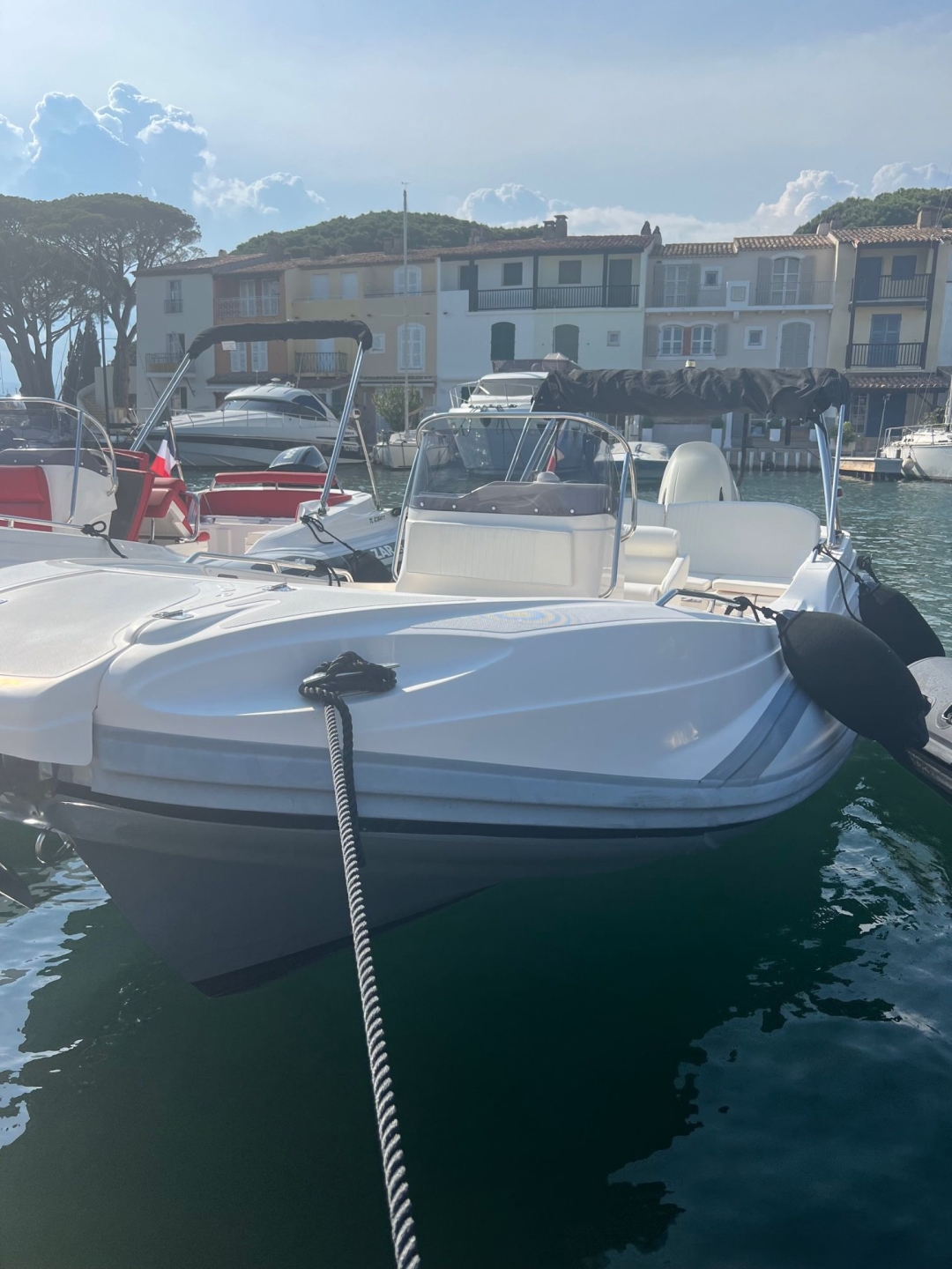 Picture 2 of announcement 995