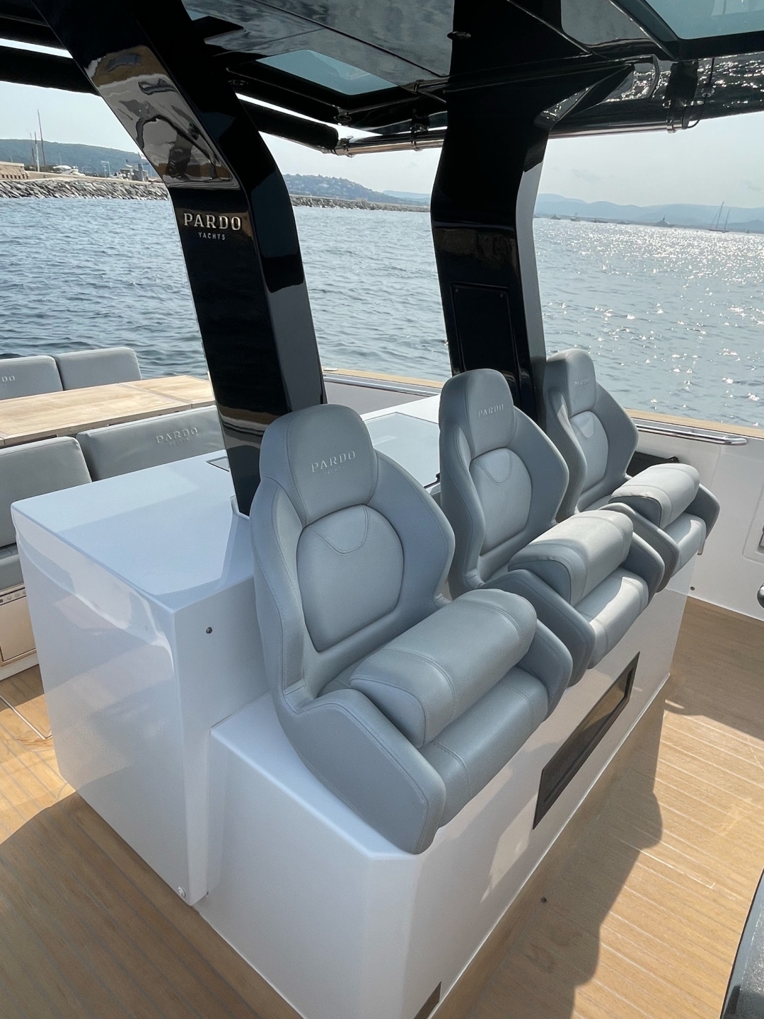 Picture 20 of announcement 1098