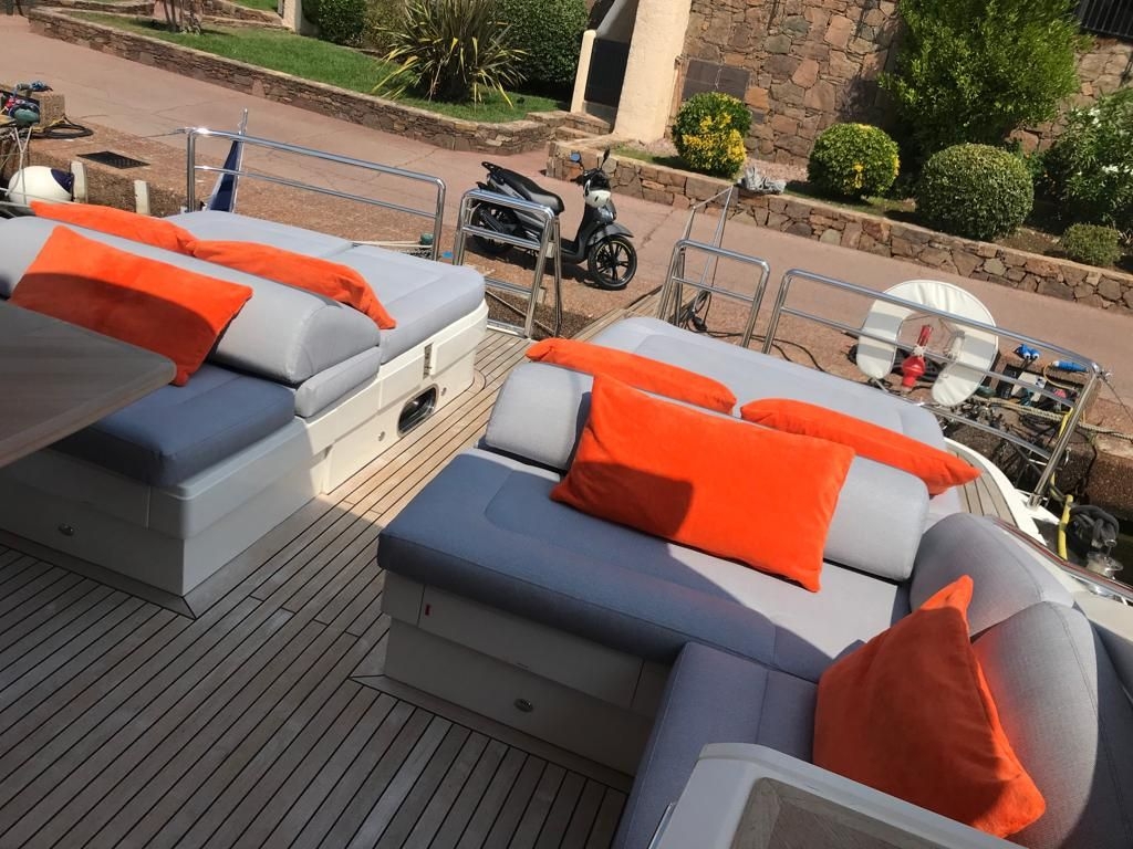 Picture 8 of announcement 1144