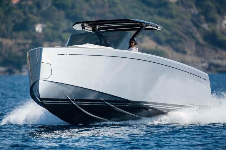 Picture 9 of announcement 1180