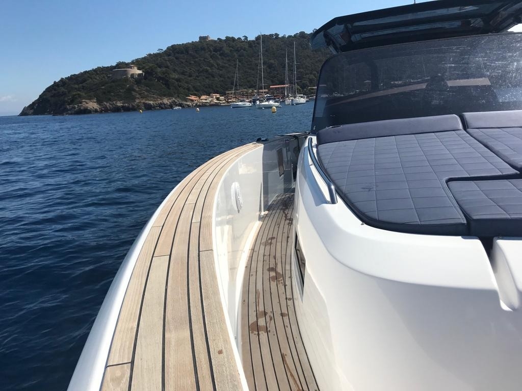 Picture 20 of announcement 1193