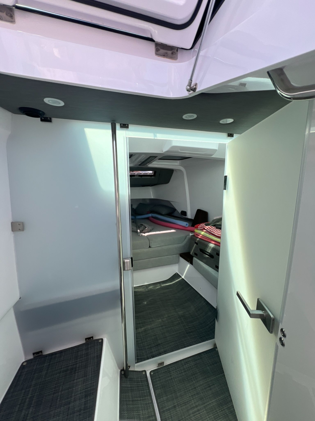 Picture 12 of announcement 1311