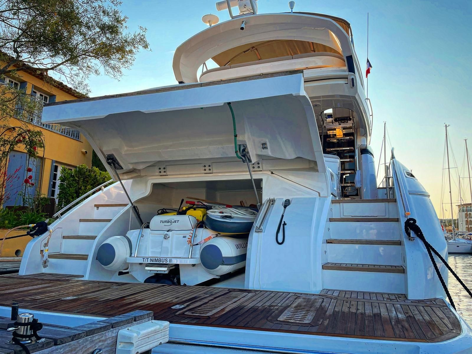 Picture 10 of announcement 1327