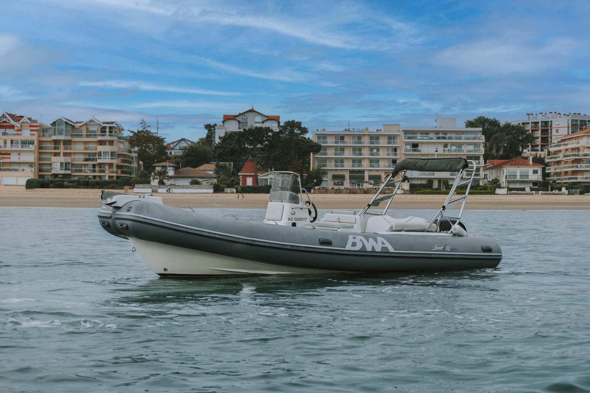 main picture announcement