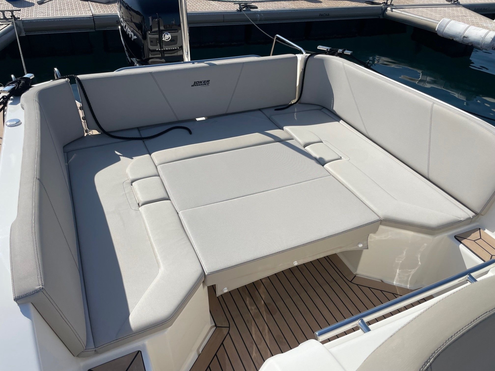 Picture 10 of announcement 1764