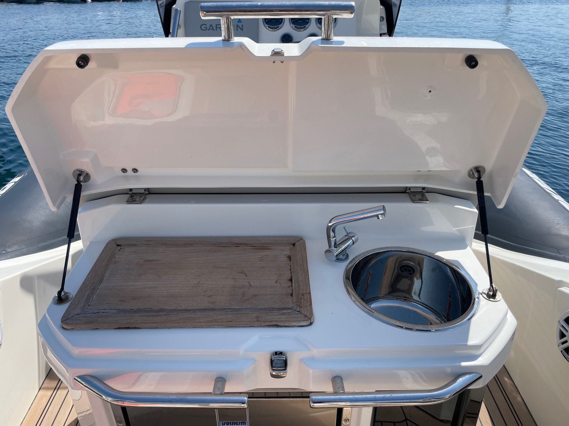 Picture 7 of announcement 1771