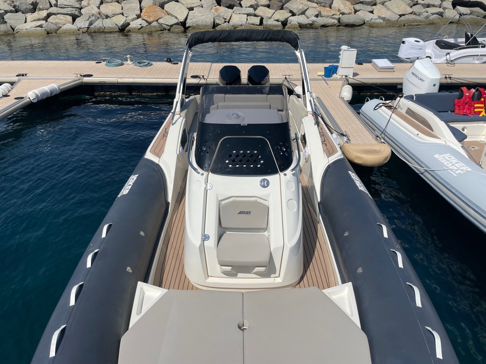 Picture 11 of announcement 1775