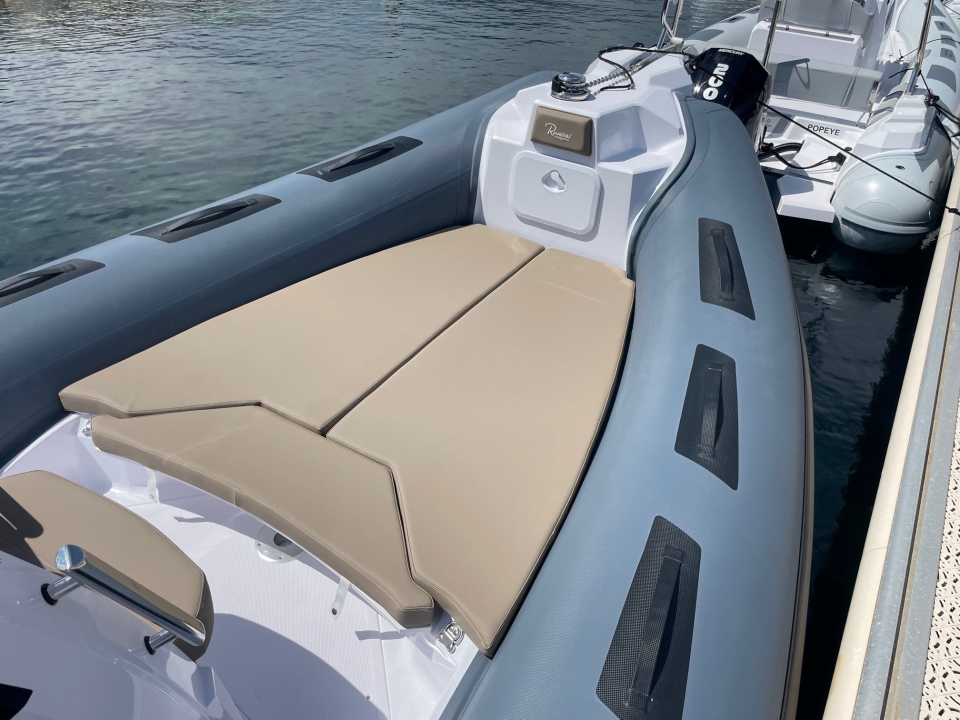 Picture 6 of announcement 1784