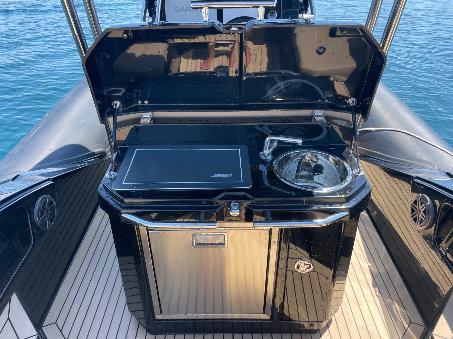 Picture 2 of announcement 1829