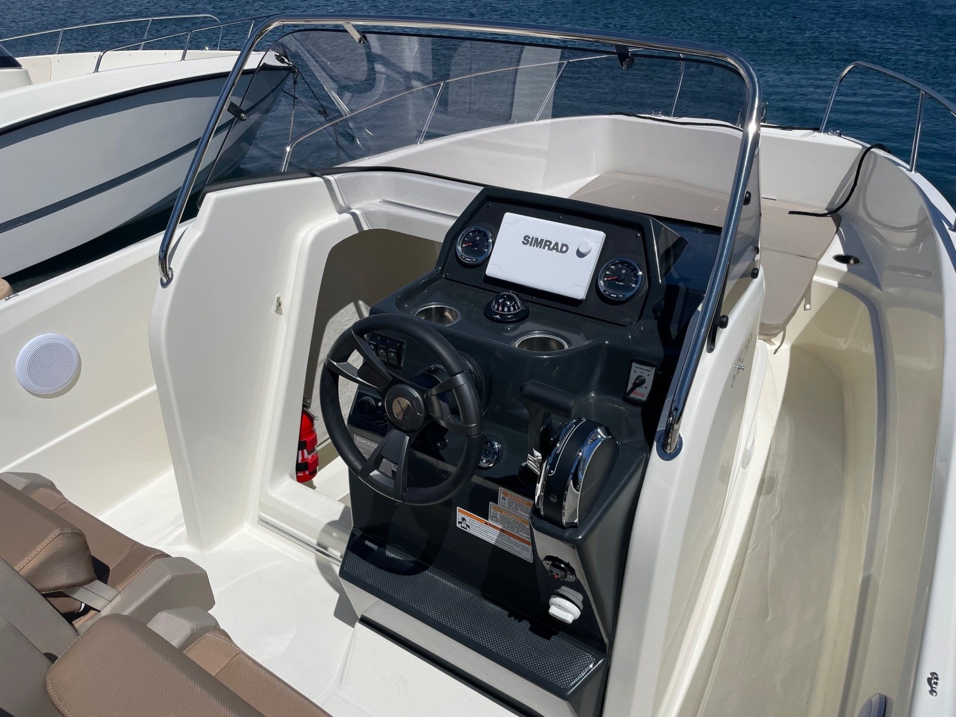 Picture 6 of announcement 29694