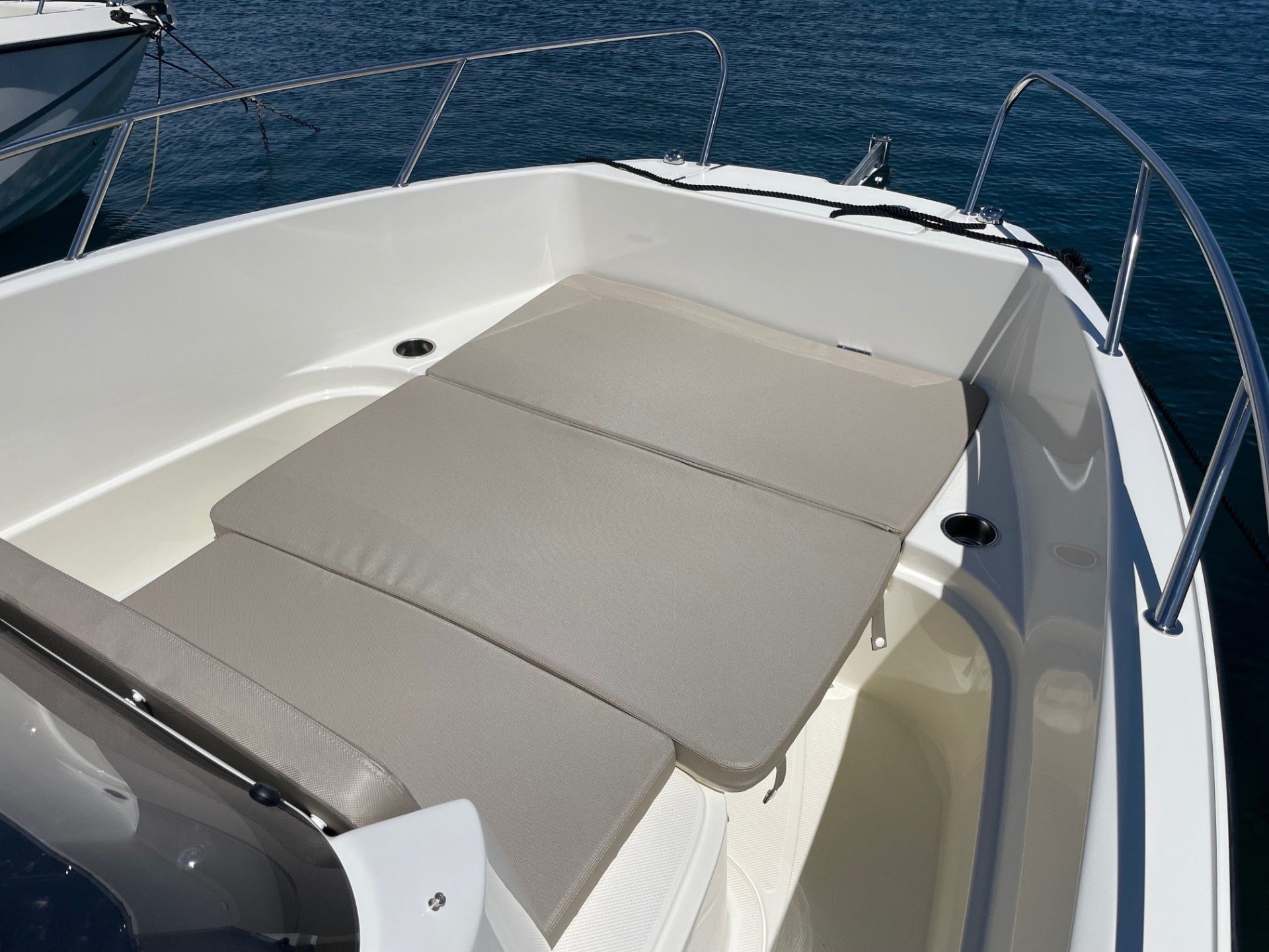 Picture 8 of announcement 29696