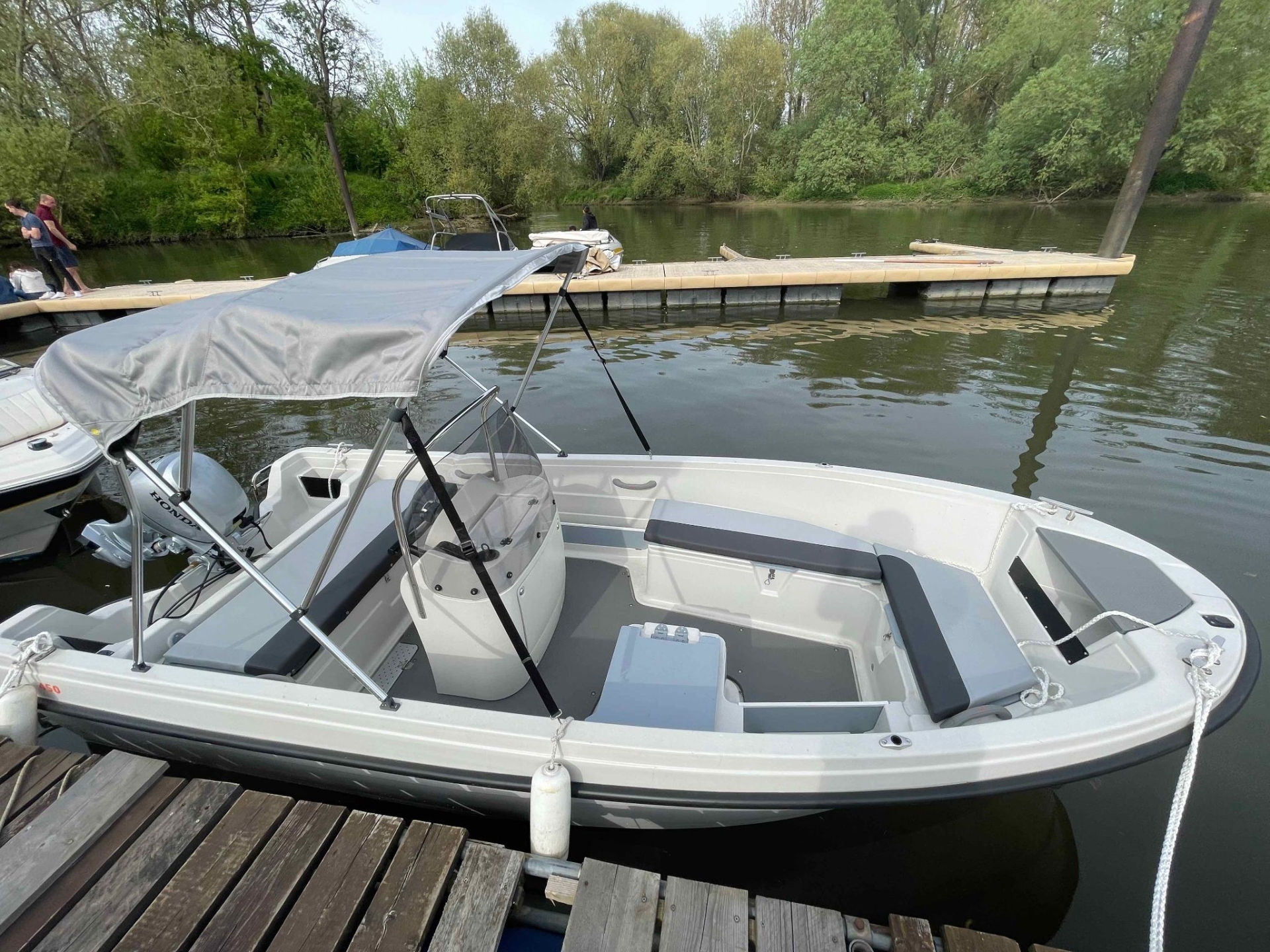 Picture 4 of announcement 1944