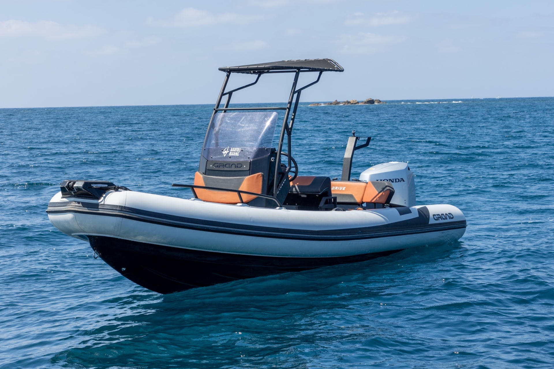 main picture announcement