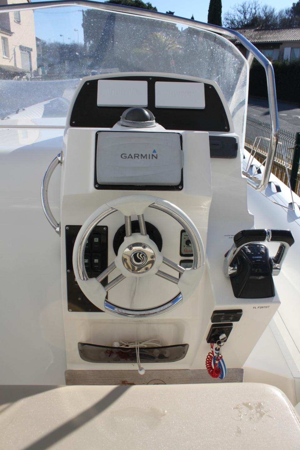 Picture 7 of announcement 2099