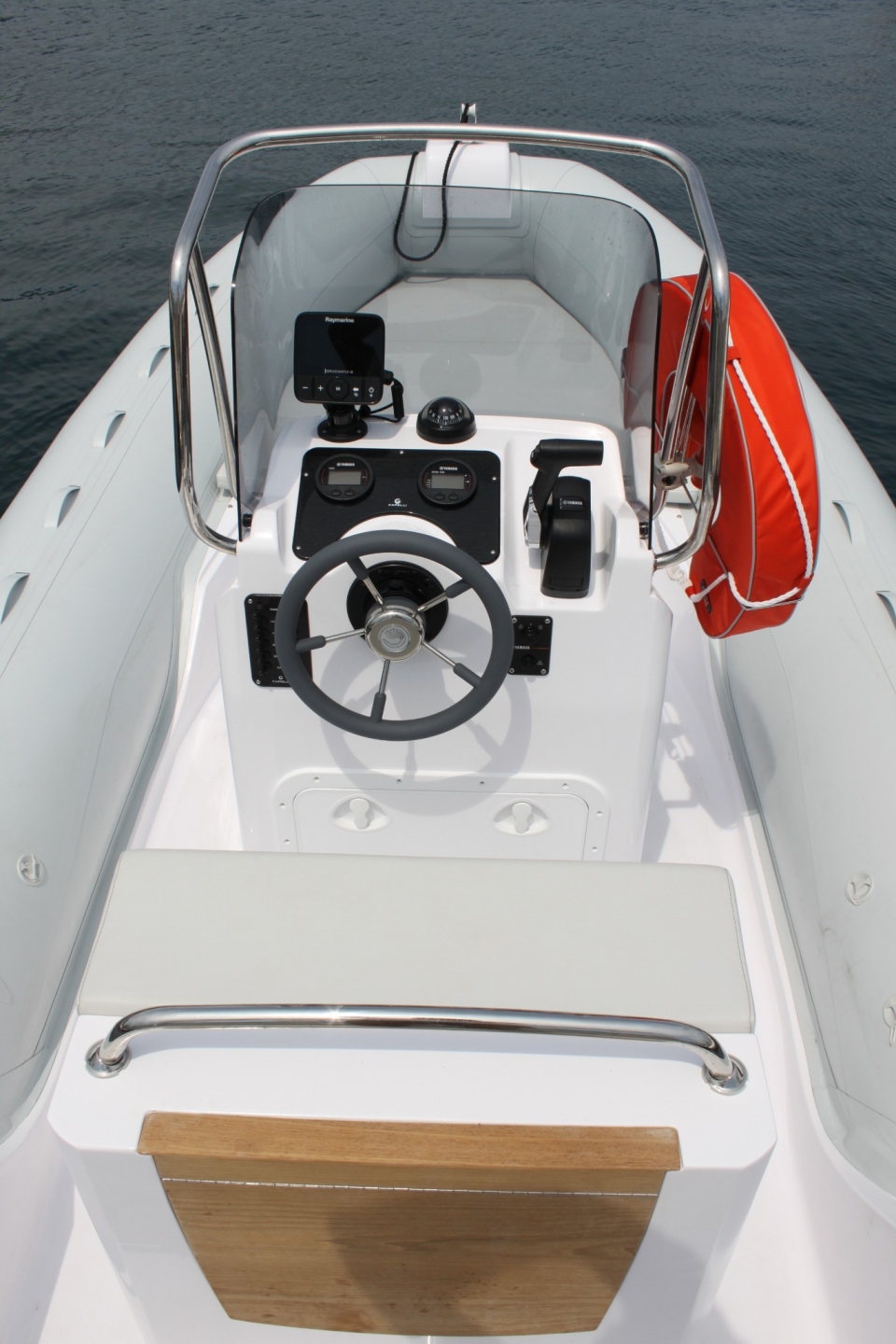 Picture 9 of announcement 2124