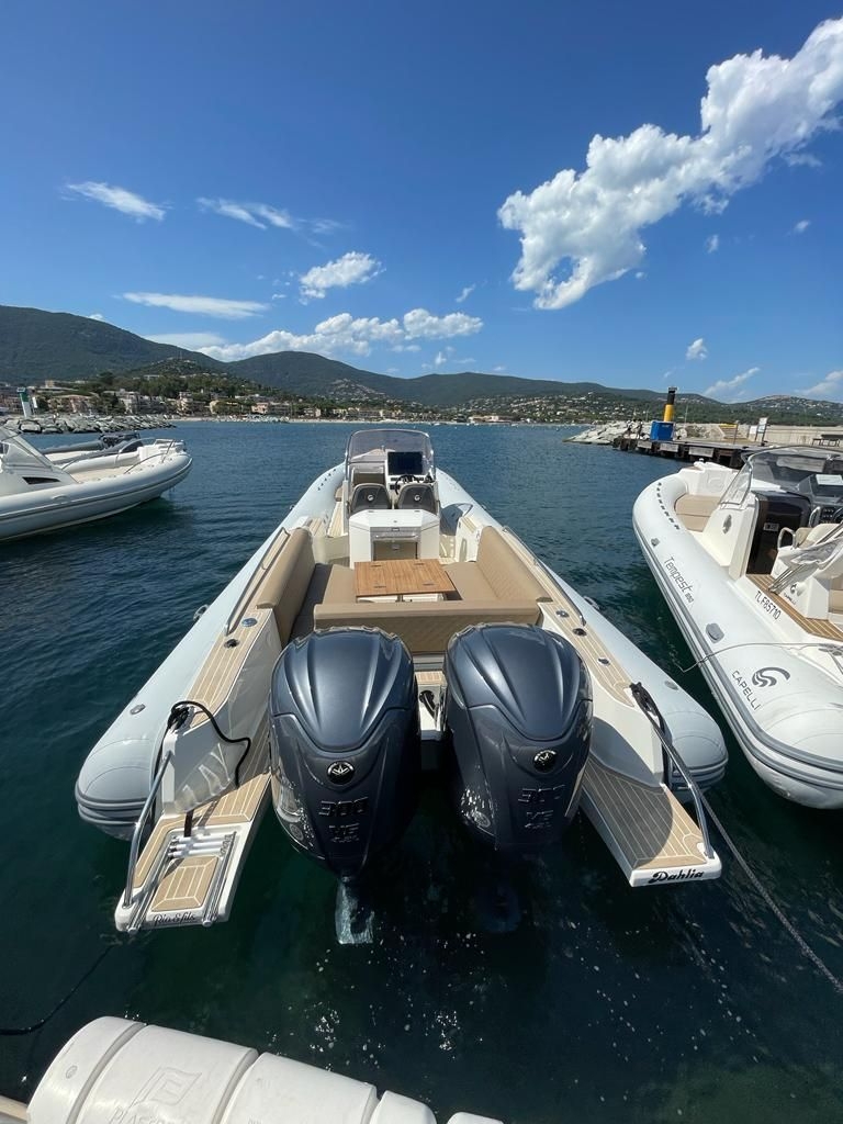 Picture 3 of announcement 2135