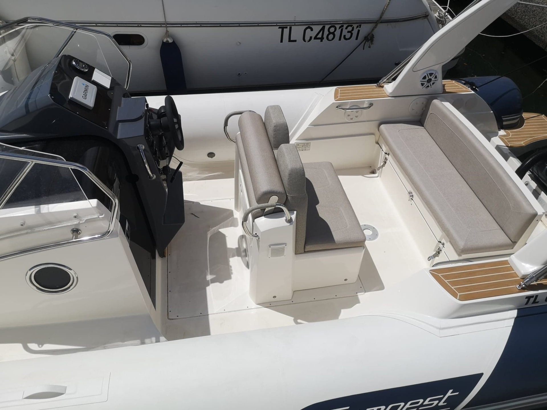 Picture 4 of announcement 2150