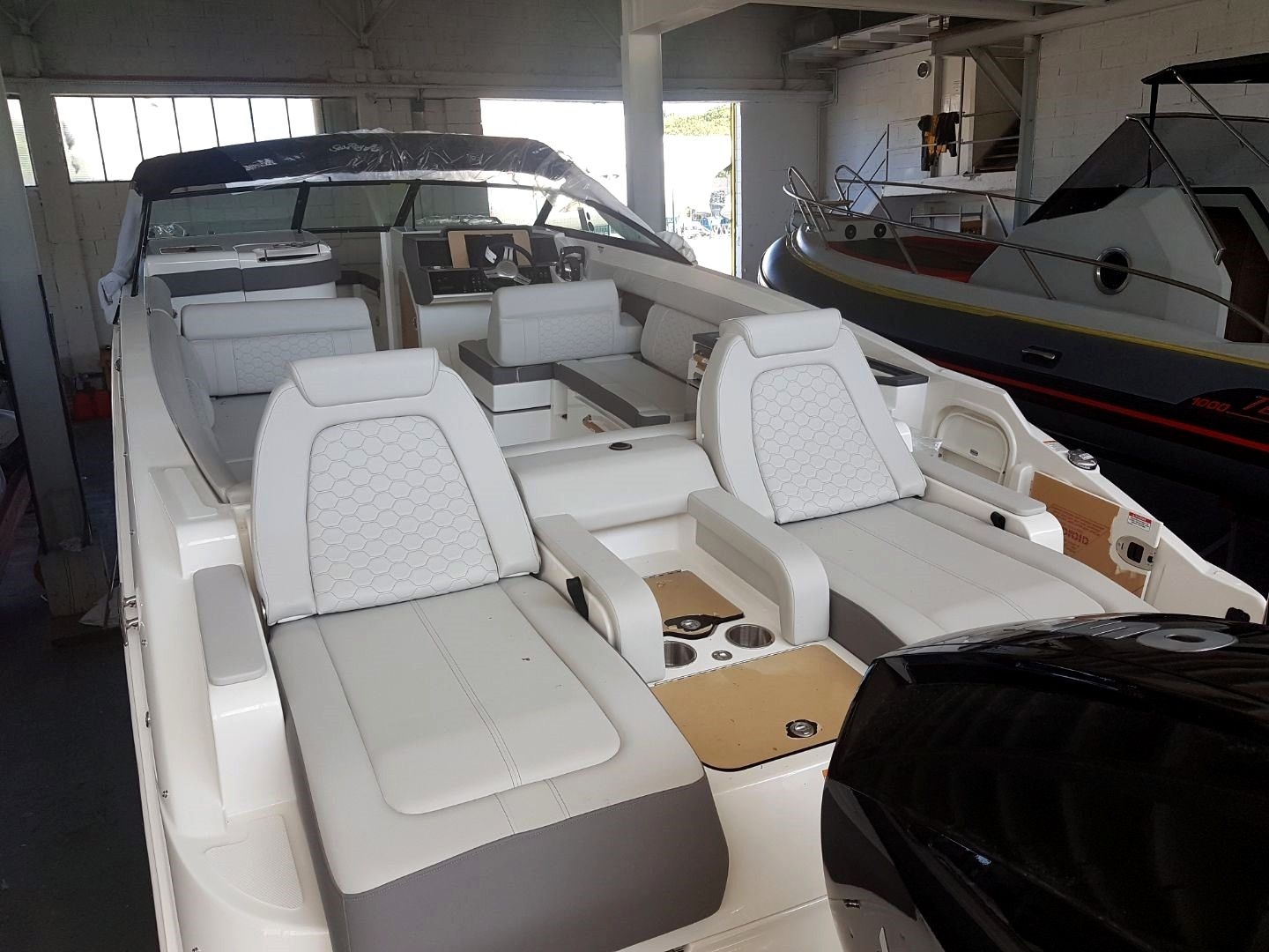 Picture 3 of announcement 2213