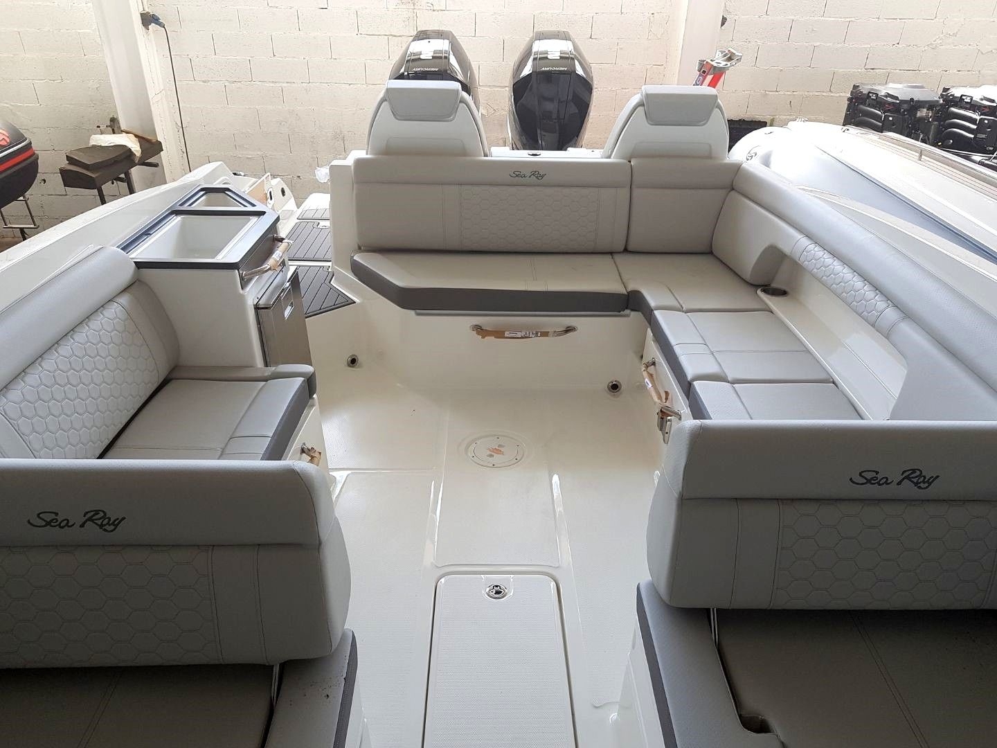 Picture 5 of announcement 2215