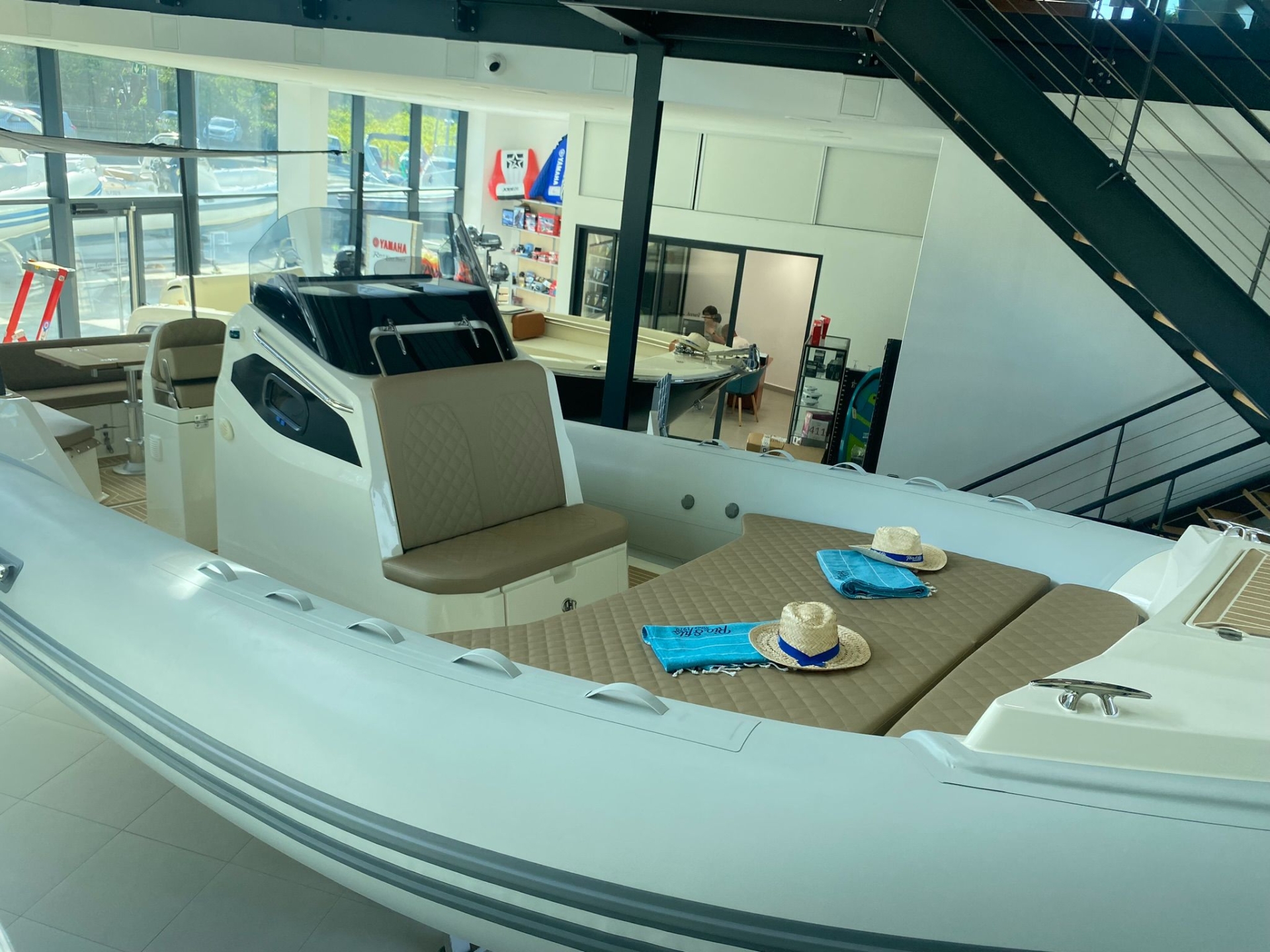 Picture 7 of announcement 2222