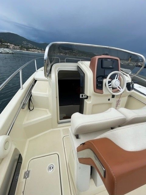 Picture 6 of announcement 2245