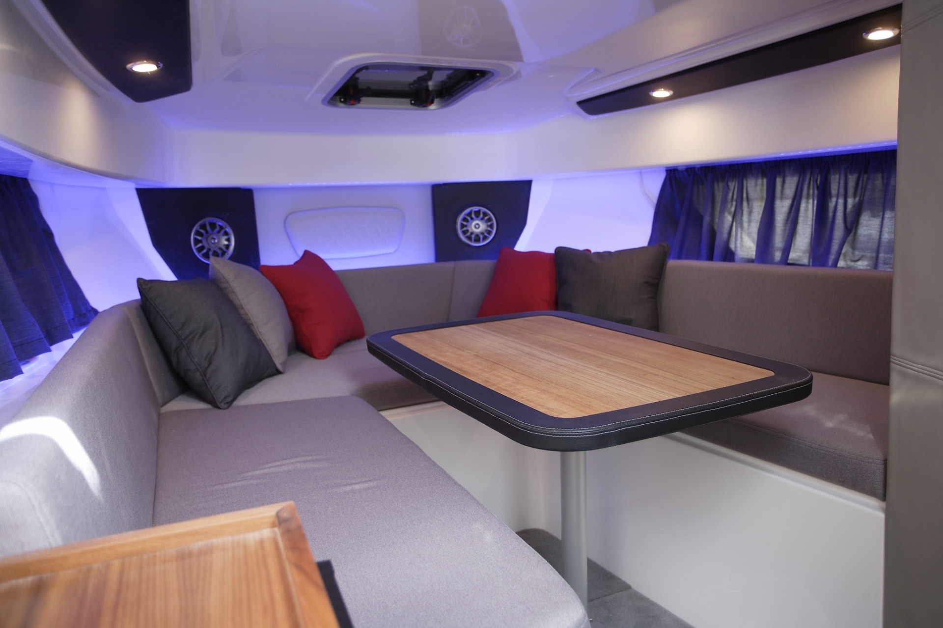 Picture 2 of announcement 2373