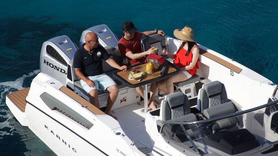 Picture 9 of announcement 2427