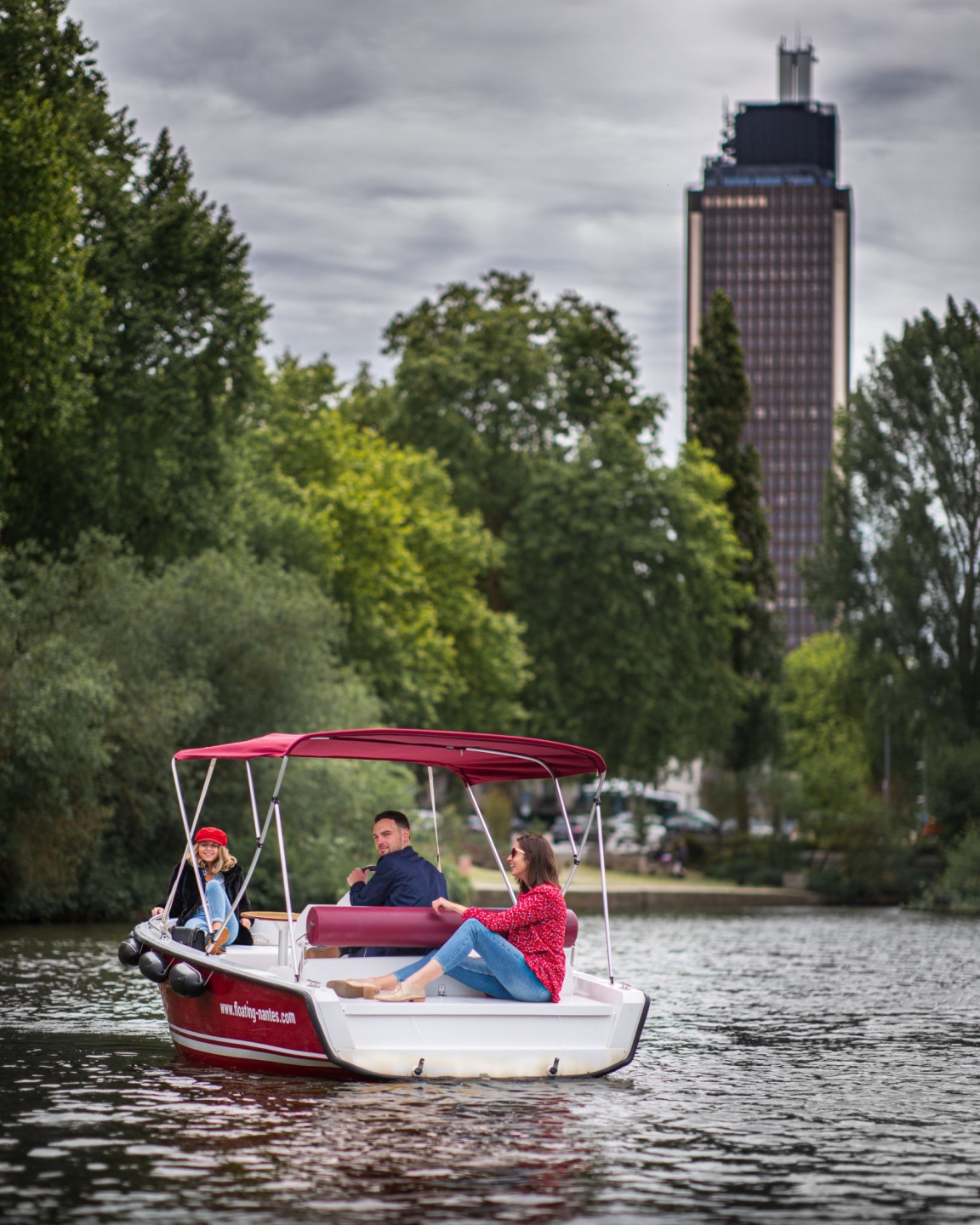 Picture 6 of announcement 2605