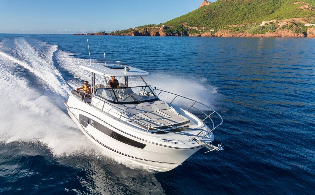 main picture announcement