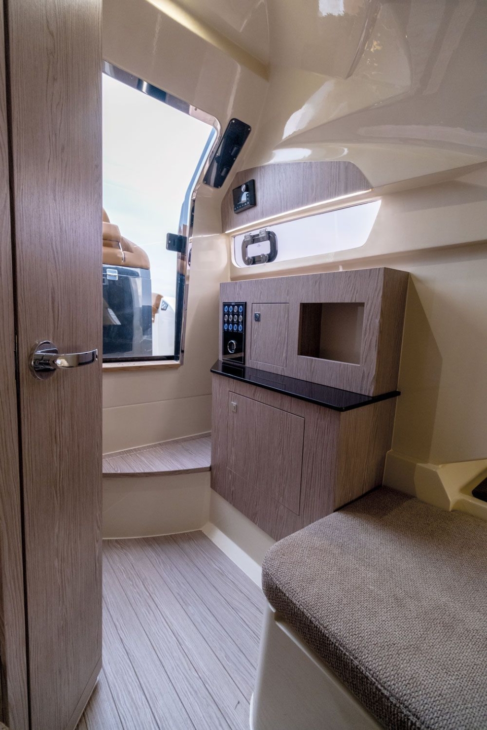 Picture 10 of announcement 2866