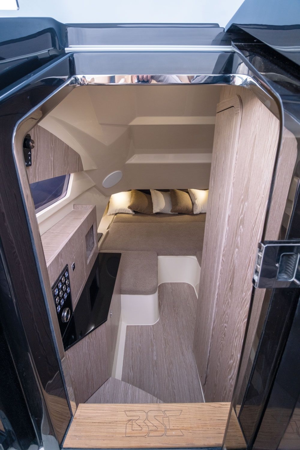 Picture 9 of announcement 2867