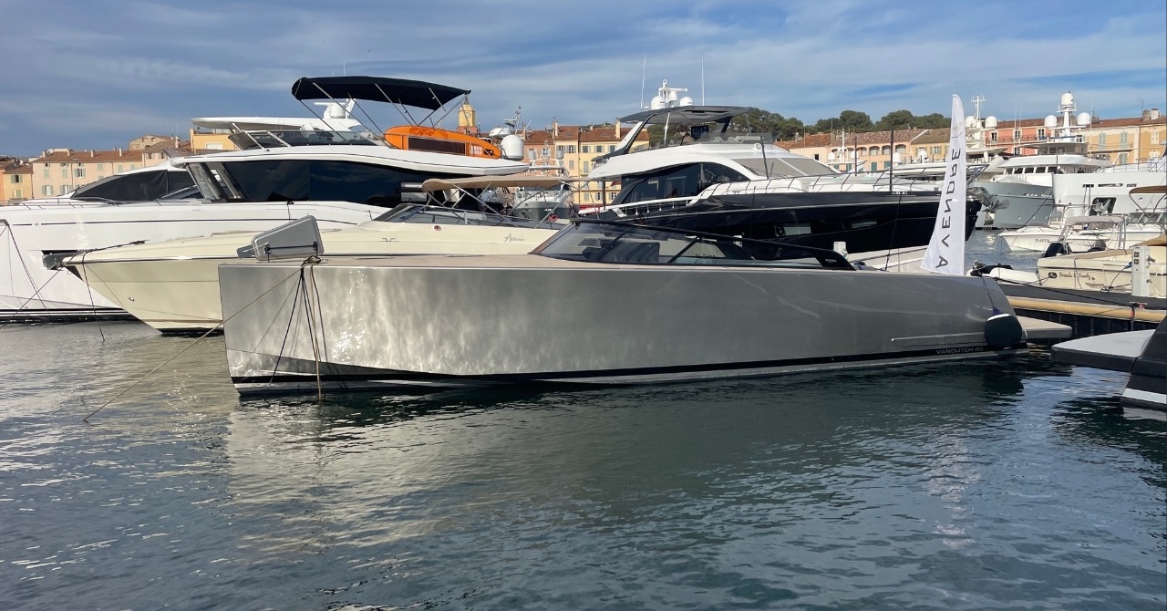 main picture announcement