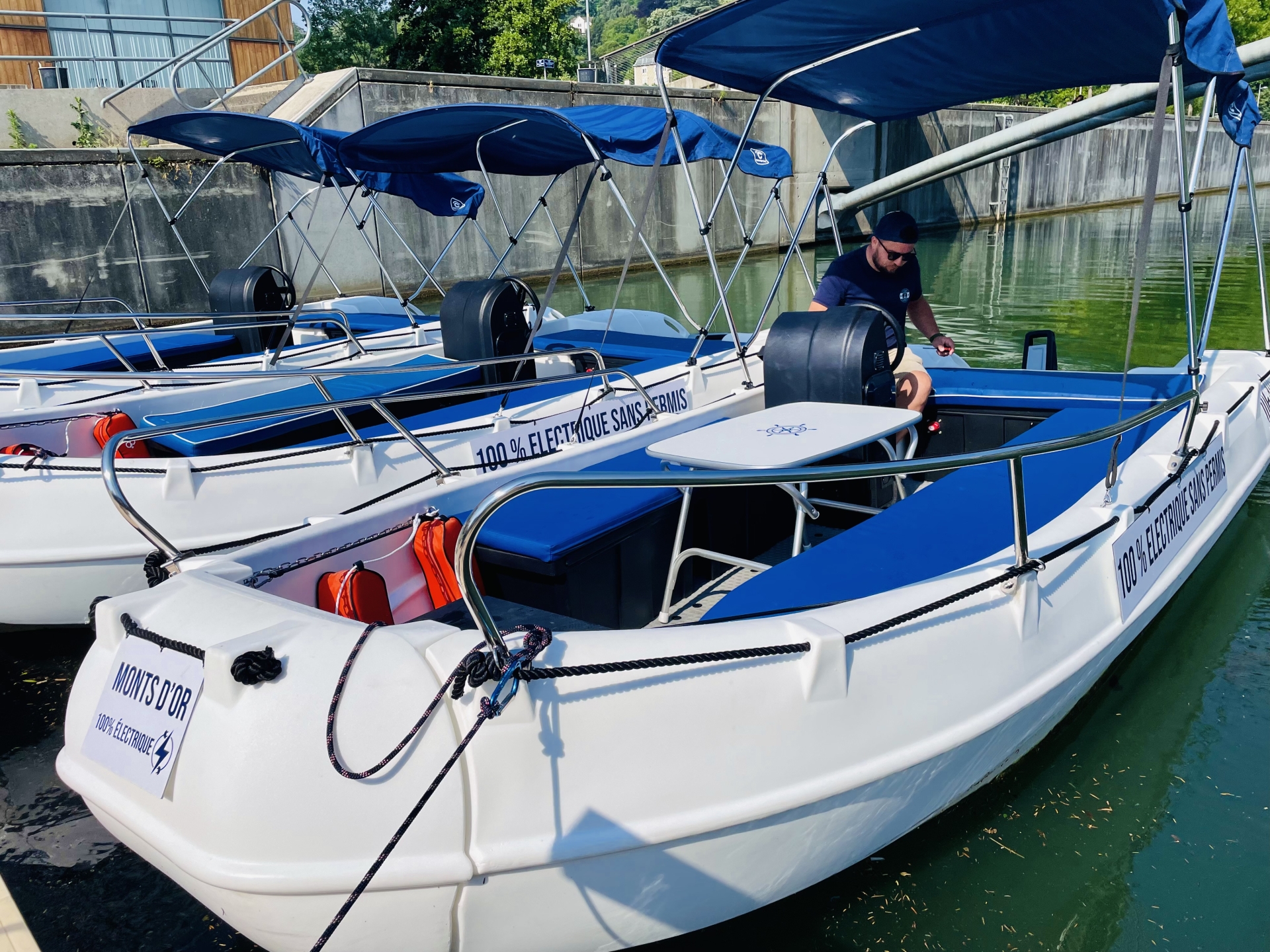 Picture 7 of announcement 3097