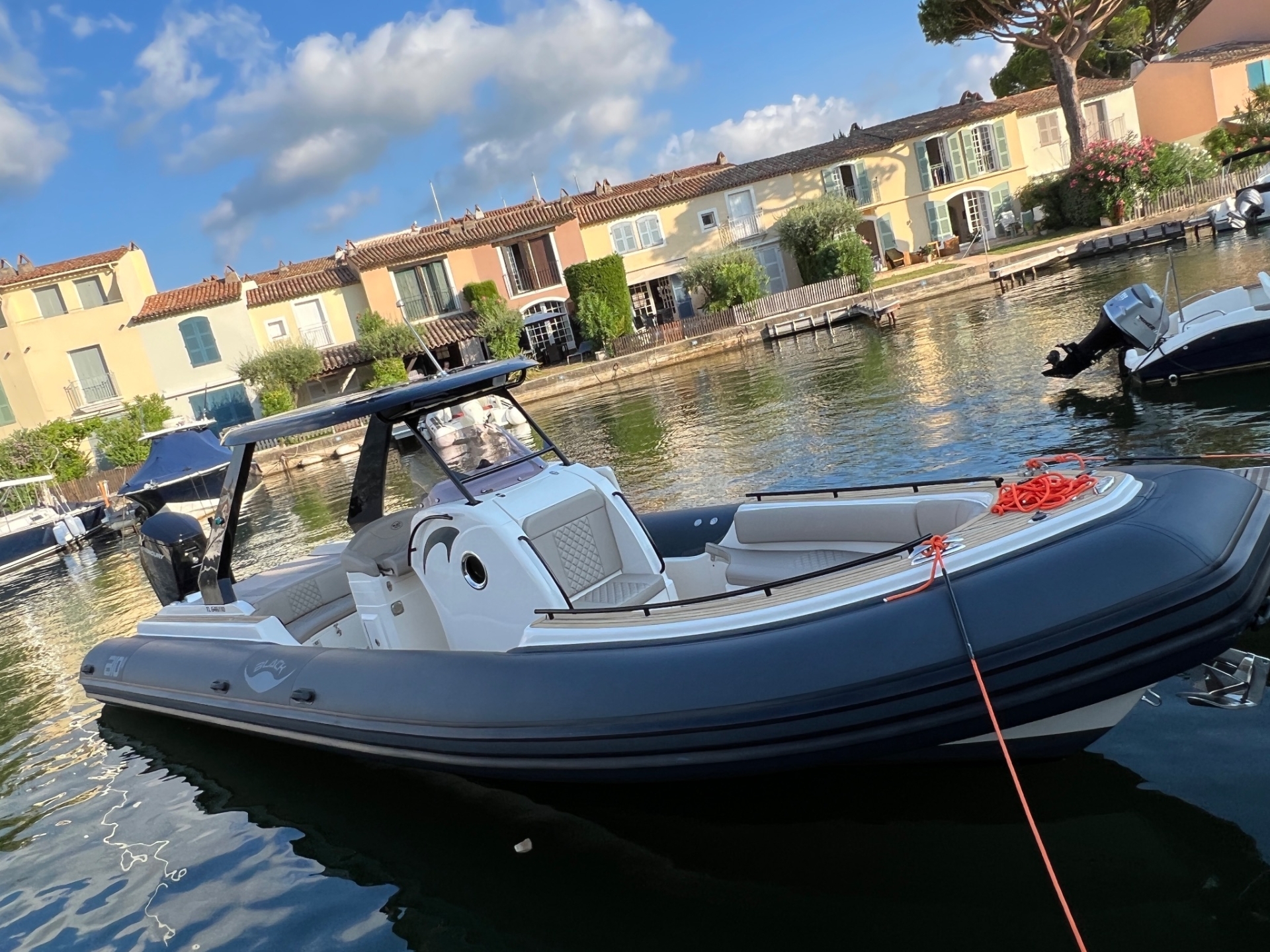 main picture announcement