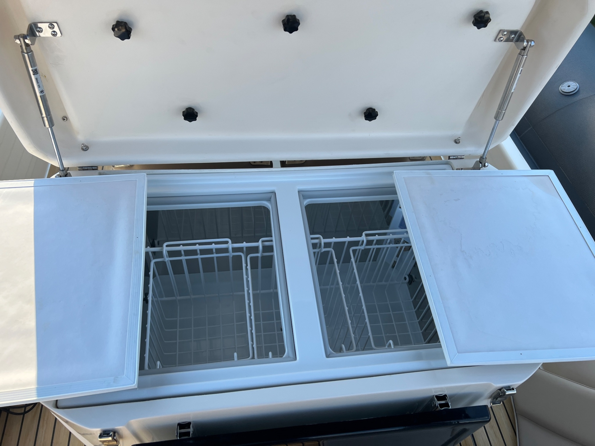 Picture 22 of announcement 3265