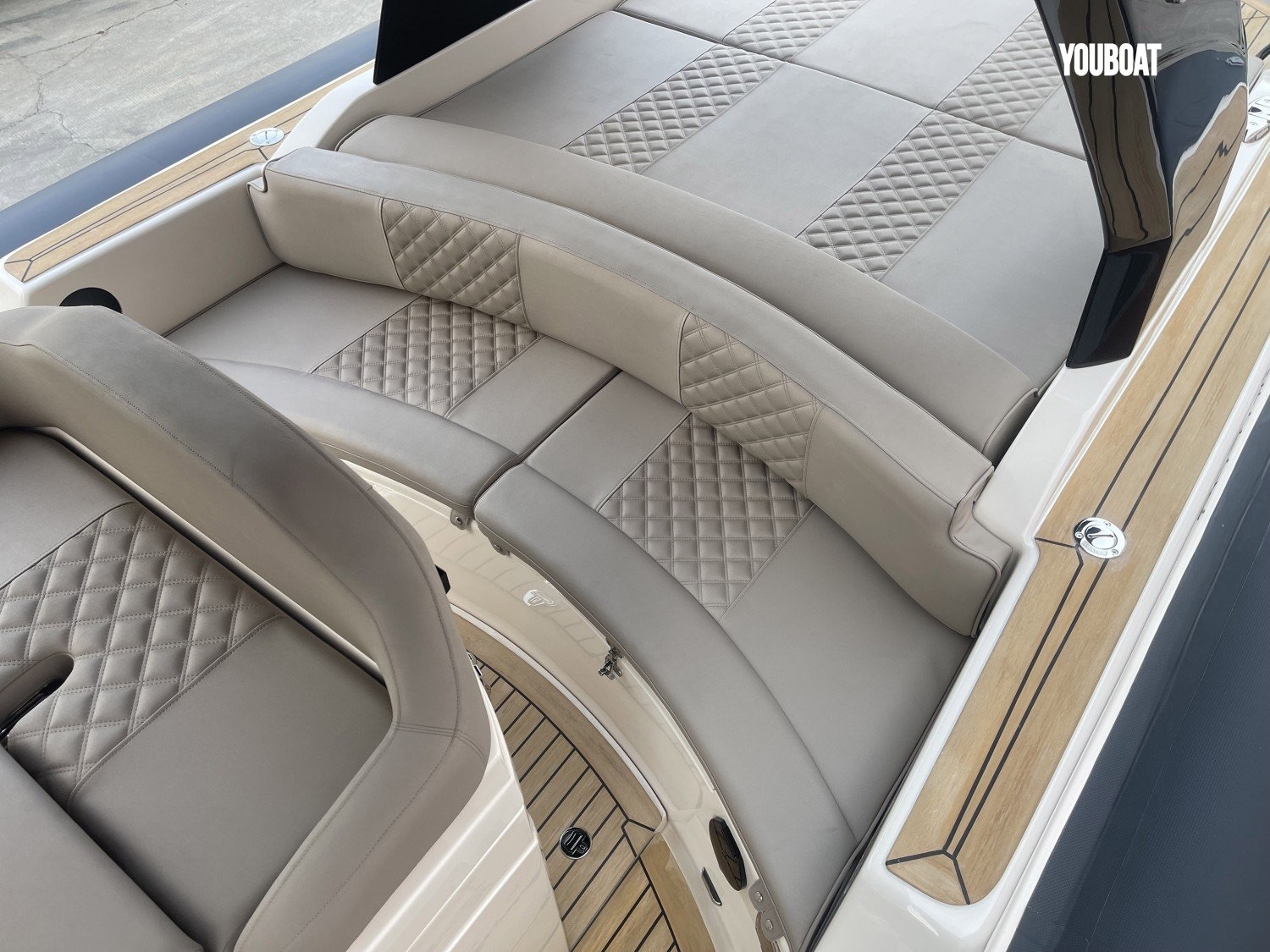 Picture 13 of announcement 3310