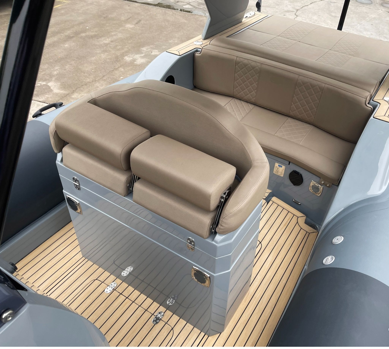 Picture 7 of announcement 3399