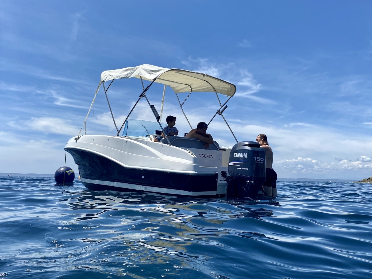 Picture 3 of announcement 3555