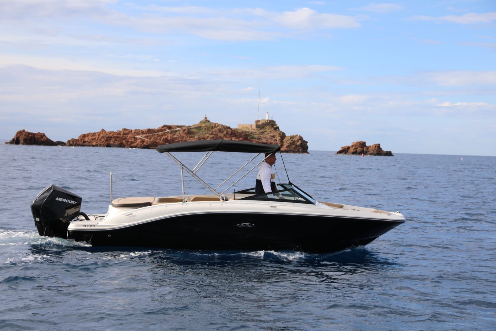 Picture 6 of announcement 3825