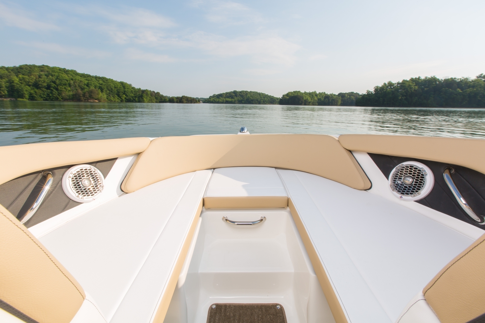 Picture 11 of announcement 3830