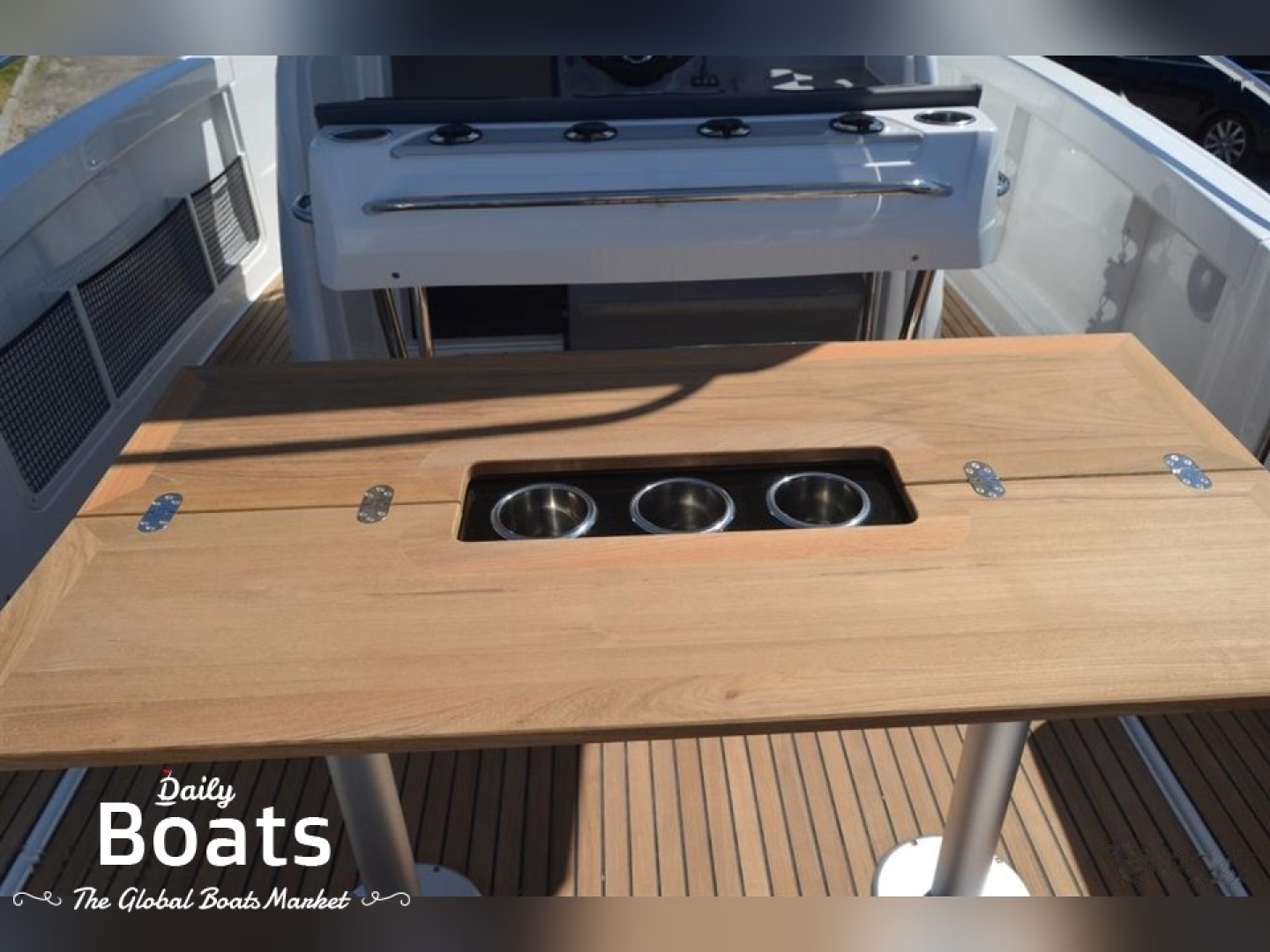 Picture 14 of announcement 3938