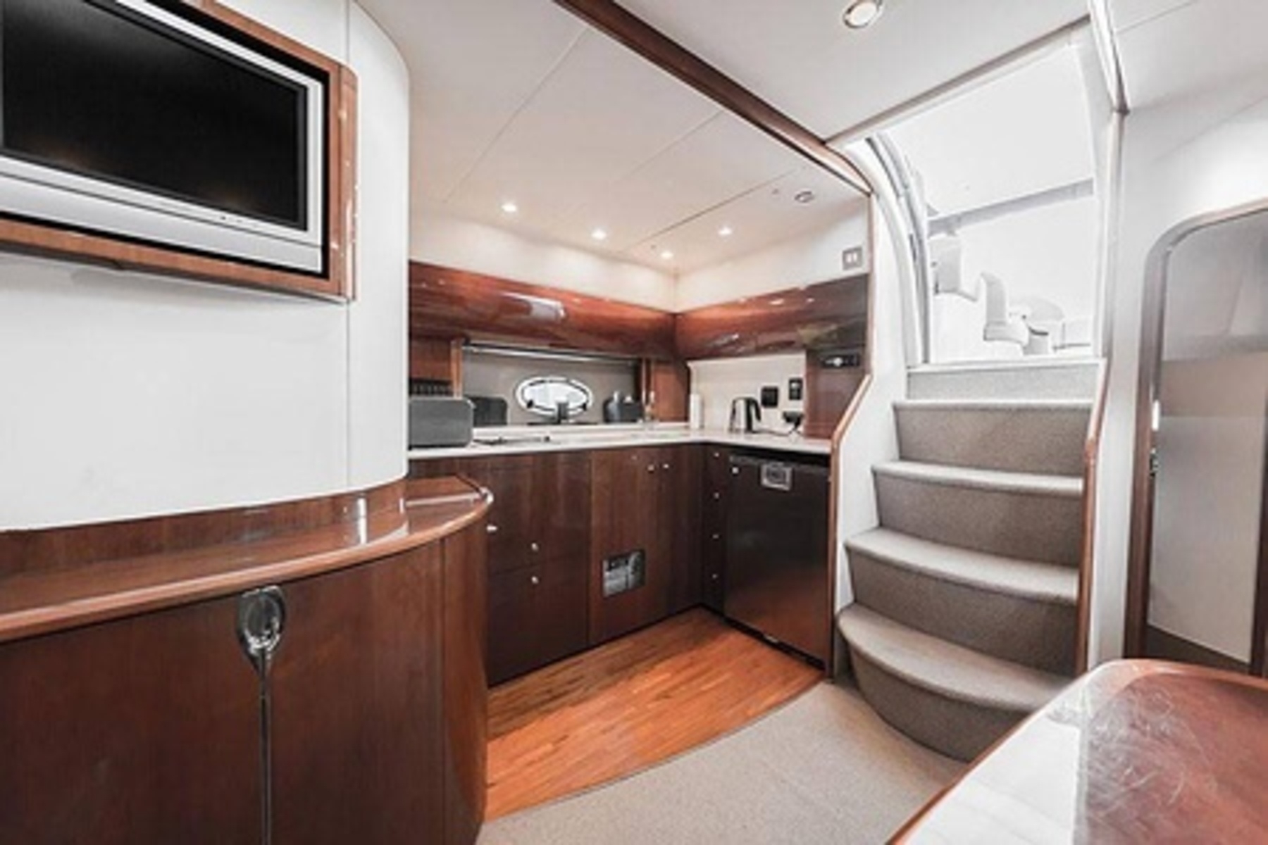 Picture 6 of announcement 4523