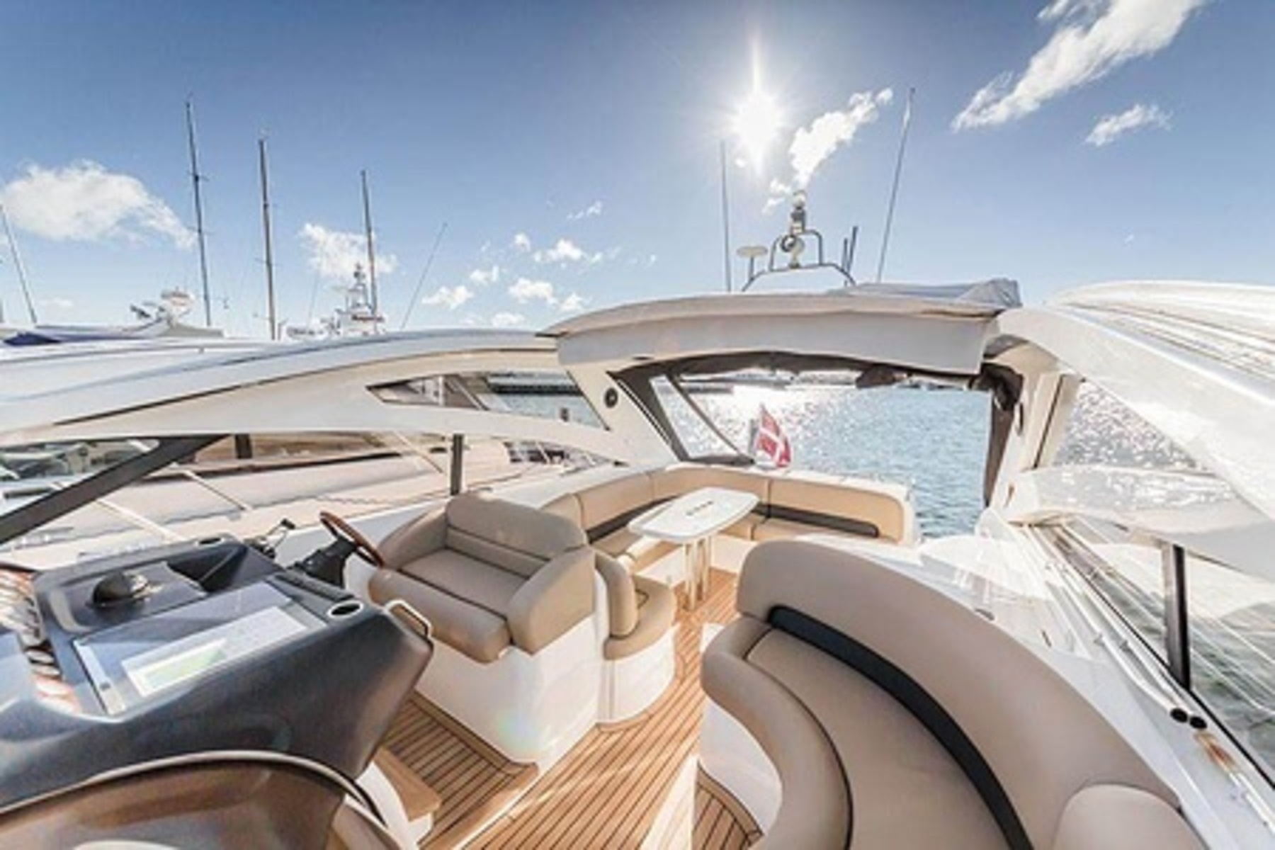 Picture 13 of announcement 4532