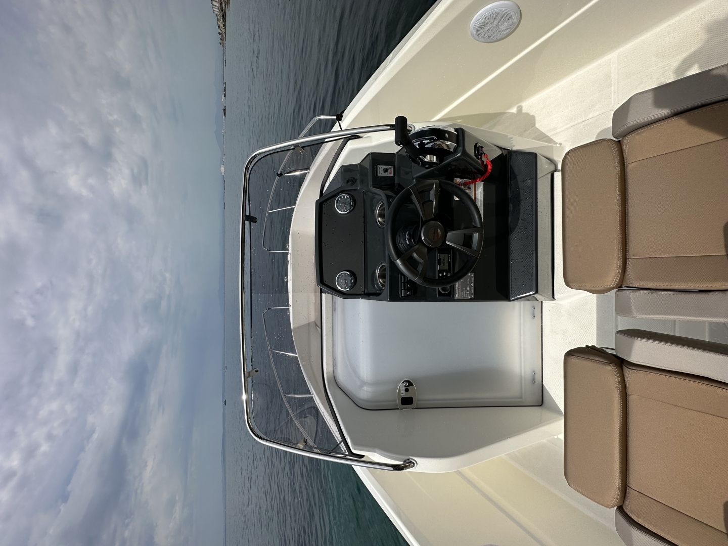 Picture 17 of announcement 4622