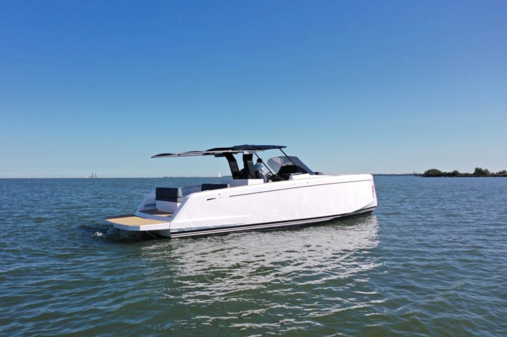 main picture announcement