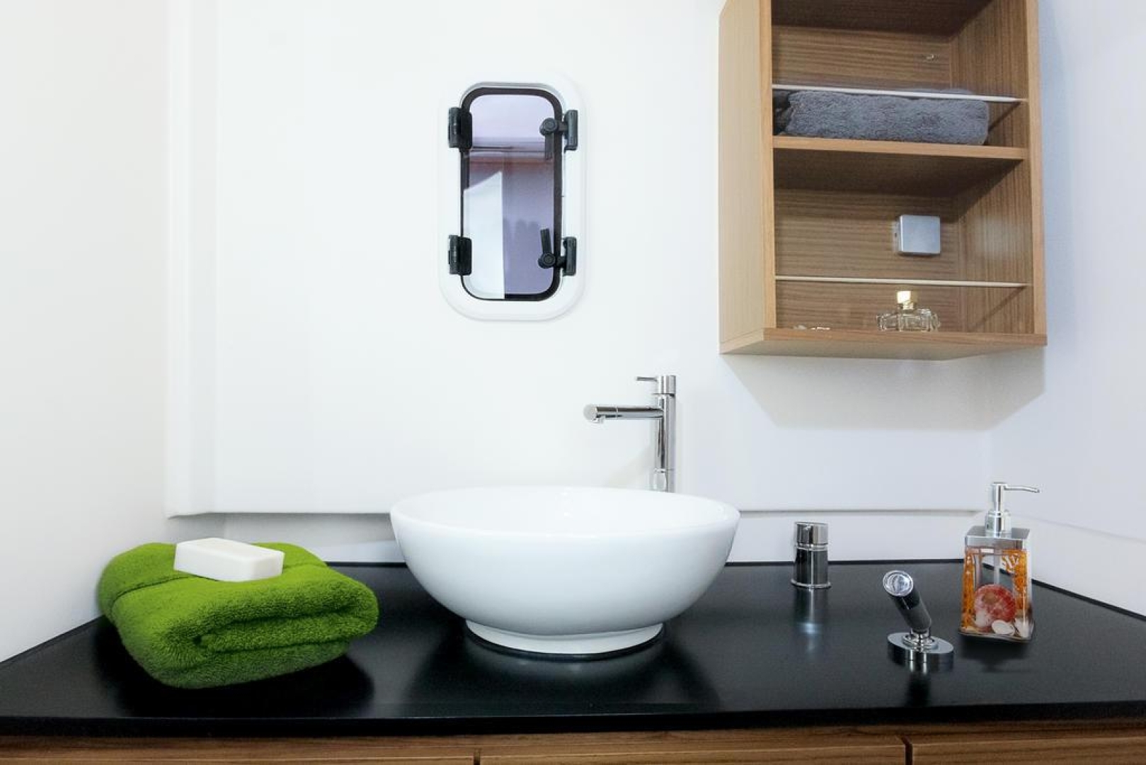 Picture 9 of announcement 5013