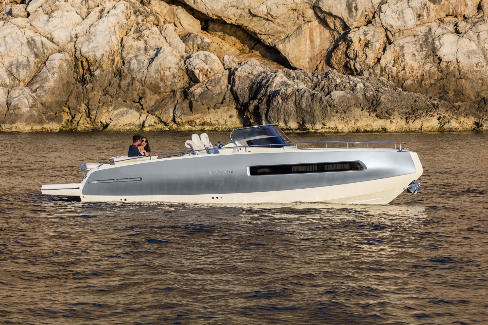 main picture announcement